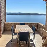 Nautilus-Bay Steinhaus Im Dorf Von Zavala Fuer 2-7 Personen, 3 Schlafzimmer
